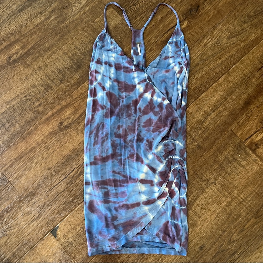 YFB Young Fabulous & Broke Blue Purple Tie Dye Wrap Mini Dress Sleeveless size M